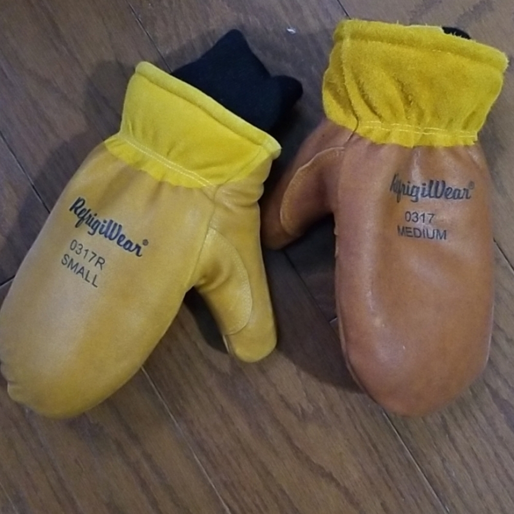 Refrigiwear Leather dipped mitts